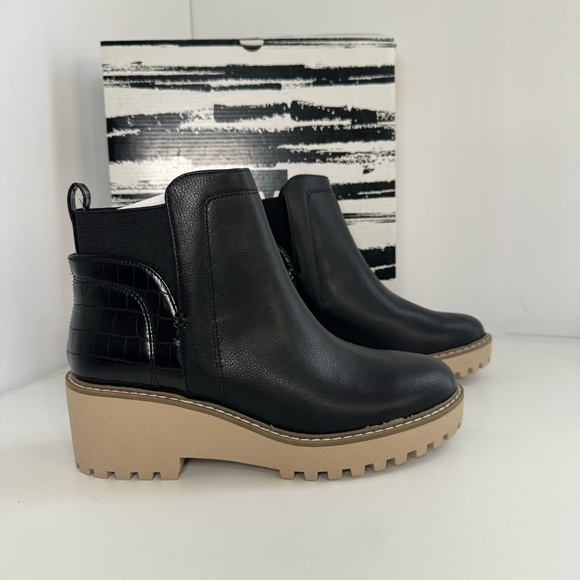 Dolce Vita Chelsea Rancher boots, size :8, black. *WILL NOT COME IN BOX. - Picture 15 of 16